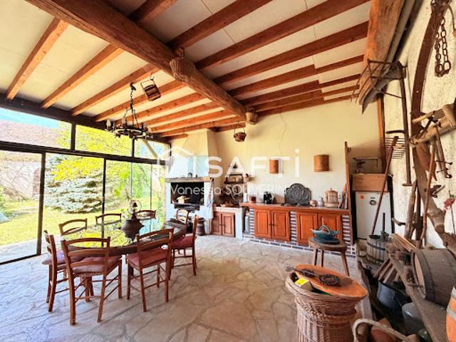 Vente Maison 9 pièces 175 m2 Thorigny sur Oreuse