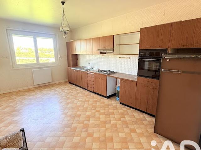 Vente Maison 9 pièces 175 m2 Yssingeaux