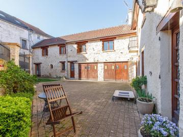 Vente Maison 9 pièces 177 m2 Issou