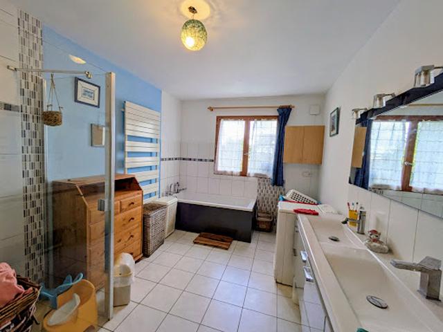 Vente Maison 9 pièces 178 m2 Les Ventes