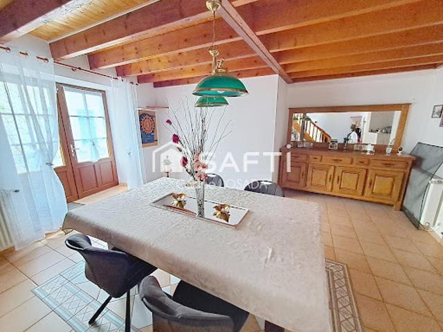 Vente Maison 9 pièces 170 m2 Chasnais