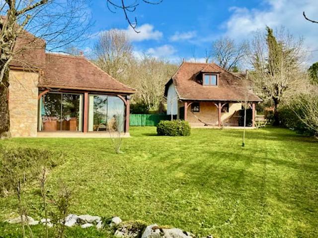 Vente Maison 9 pièces 170 m2 Figeac