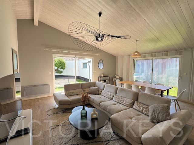 Vente Maison 9 pièces 170 m2 Rivedoux Plage