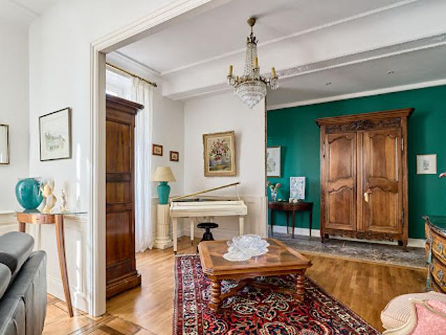 Vente Maison 9 pièces 170 m2 Montigny lès Vesoul