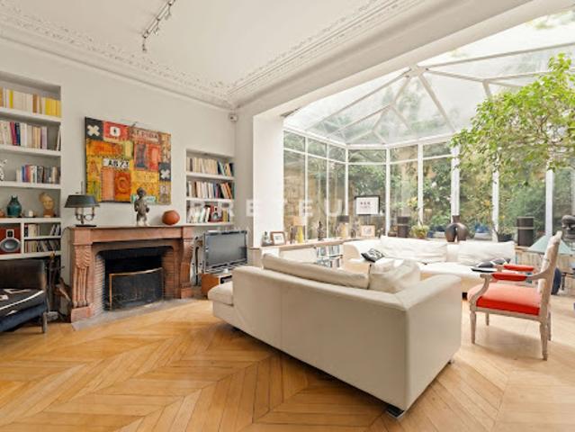 Vente Maison 9 pièces 171.35 m2 Paris 14ème