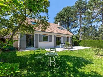 Vente Maison 9 pièces 172 m2 Fourqueux
