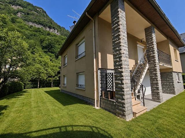 Vente Maison 9 pièces 185 m2 Bagneres de luchon