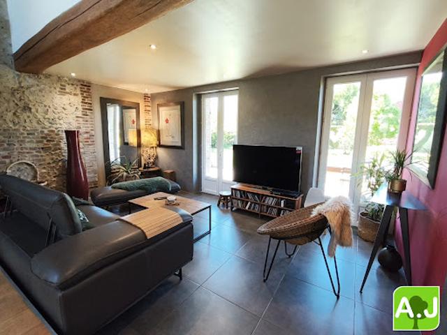Vente Maison 9 pièces 185 m2 Ezy sur Eure