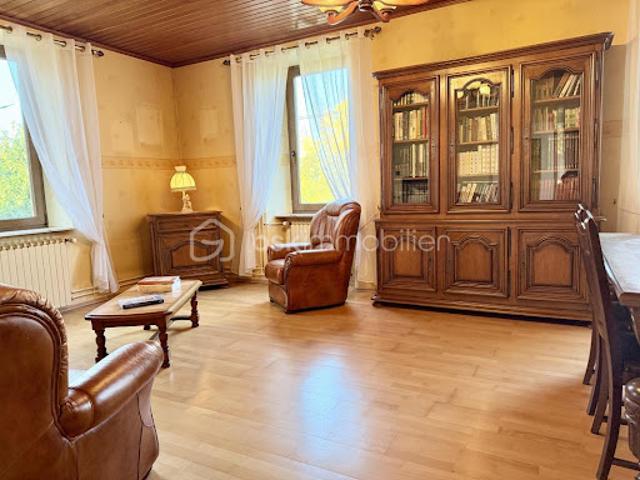 Vente Maison 9 pièces 186 m2 Rémelfing