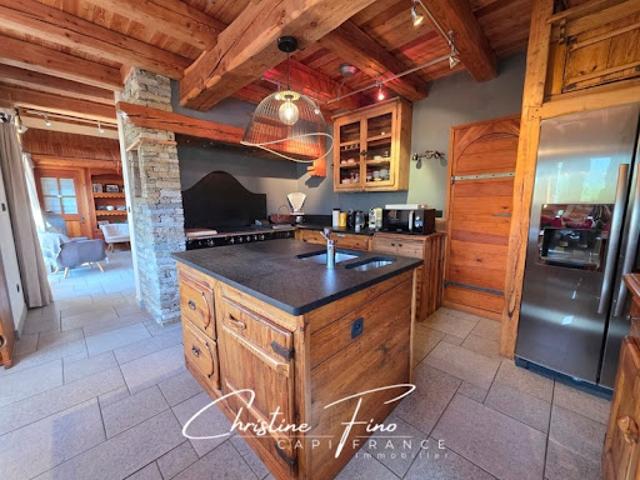 Vente Maison 9 pièces 187 m2 Briançon
