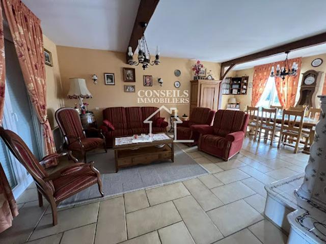 Vente Maison 9 pièces 187 m2 Saint Julien du Sault