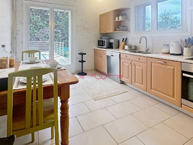 Vente Maison 9 pièces 189 m2 Gueux