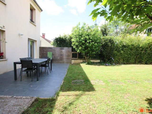 Vente Maison 9 pièces 180 m2 Morangis