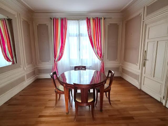 Vente Maison 9 pièces 180 m2 Tours