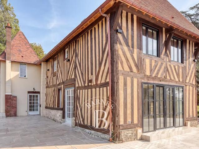 Vente Maison 9 pièces 181 m2 Mézidon Vallée d'Auge