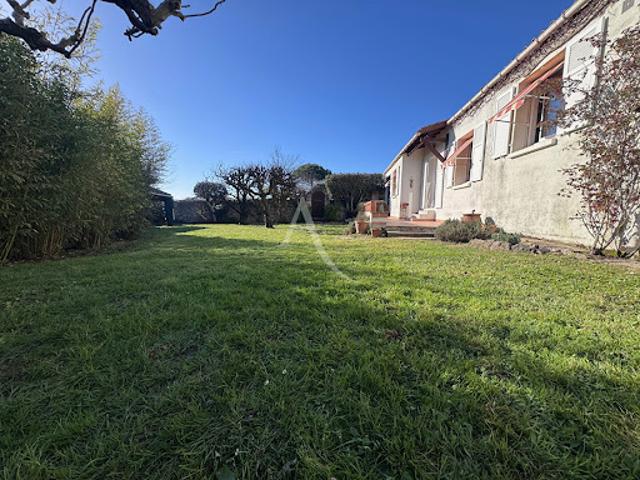 Vente Maison 9 pièces 181 m2 Longeville sur Mer