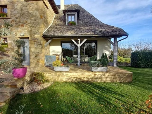 Vente Maison 9 pièces 182 m2 Montbazens