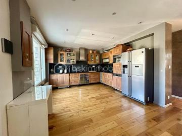 Vente Maison 9 pièces 182.28 m2 Rosny sous Bois