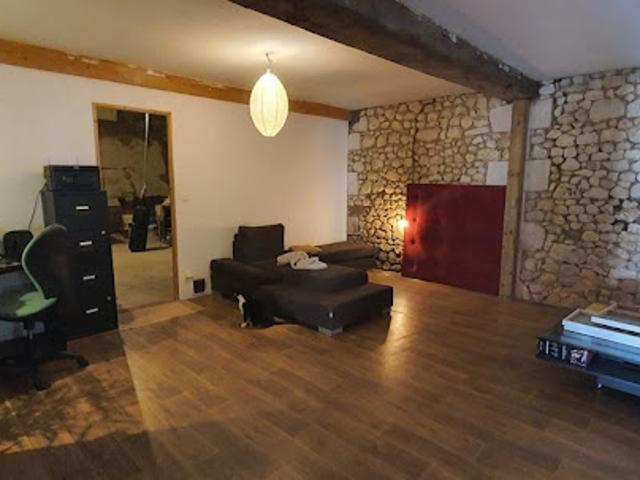 Vente Maison 9 pièces 161 m2 Montguyon