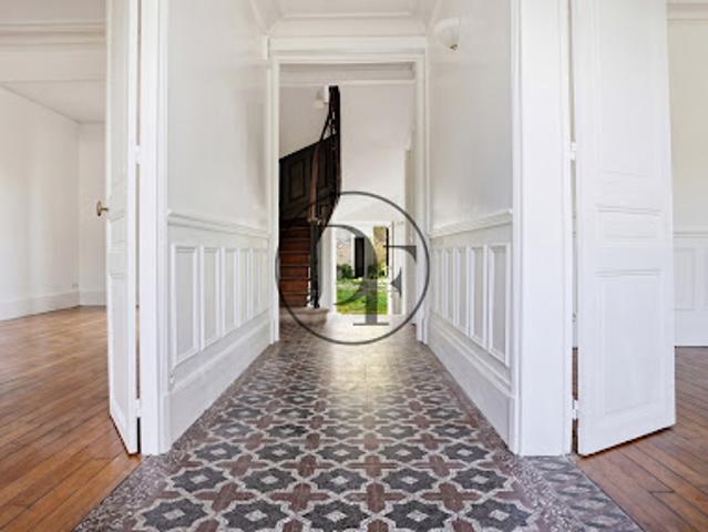 Vente Maison 9 pièces 195 m2 Avon