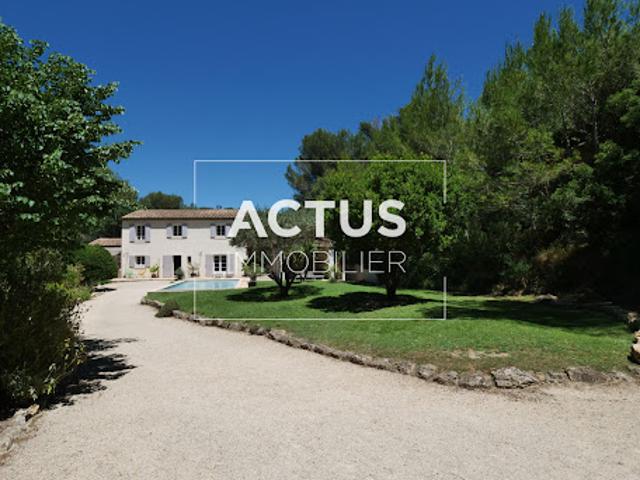 Vente Maison 9 pièces 195 m2 Salon de Provence