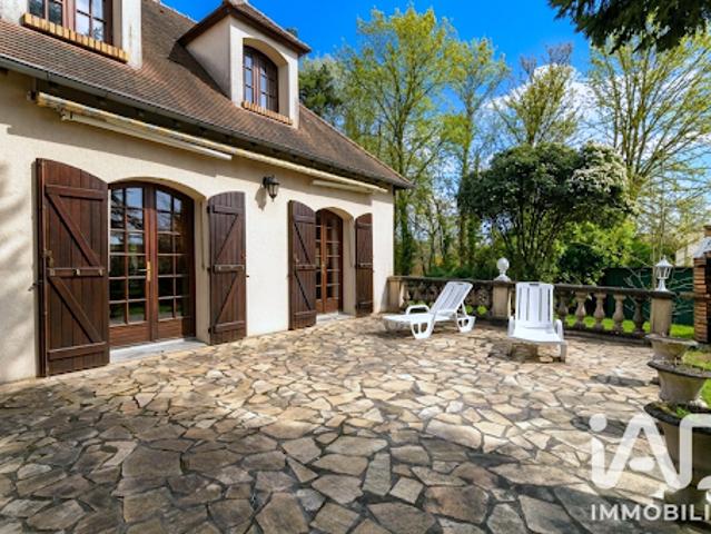 Vente Maison 9 pièces 195 m2 Thorigny sur Marne
