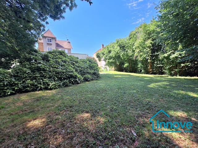 Vente Maison 9 pièces 195.49 m2 Versailles