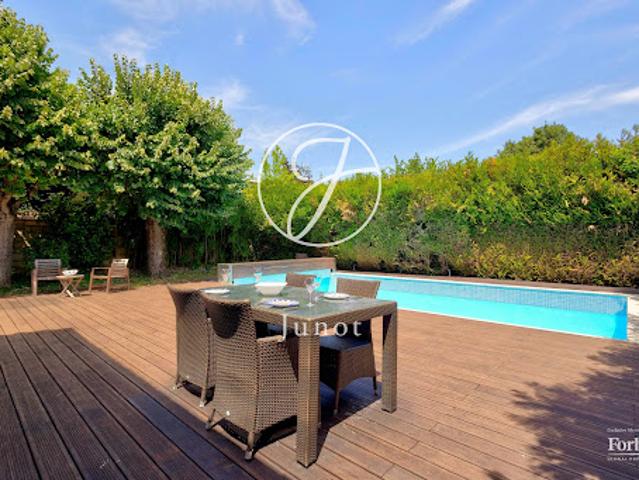 Vente Maison 9 pièces 195.54 m2 Clamart