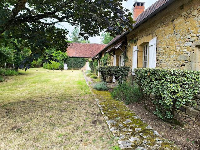 Vente Maison 9 pièces 196 m2 Fleurac