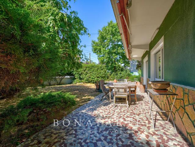 Vente Maison 9 pièces 196.43 m2 Decines charpieu