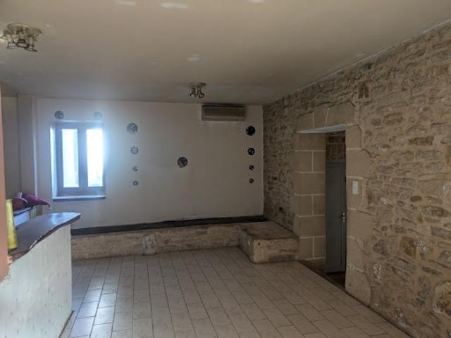 Vente Maison 9 pièces 198 m2 Coulaures