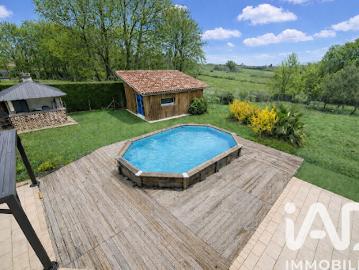 Vente Maison 9 pièces 199 m2 Lugaignac
