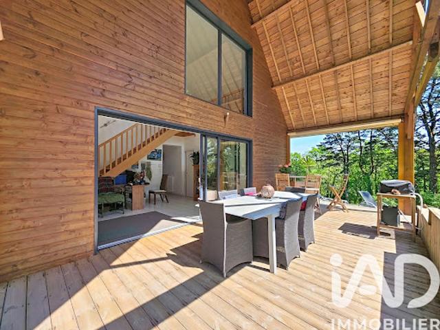 Vente Maison 9 pièces 199 m2 Quimperle