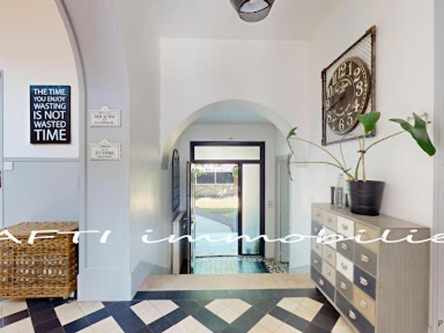 Vente Maison 9 pièces 190 m2 Freneuse