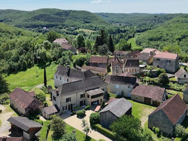 Vente Maison 9 pièces 190 m2 Gourdon