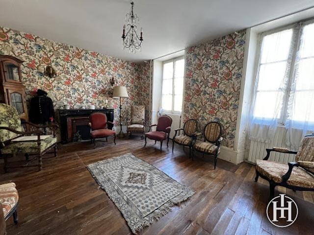 Vente Maison 9 pièces 205 m2 Cerilly