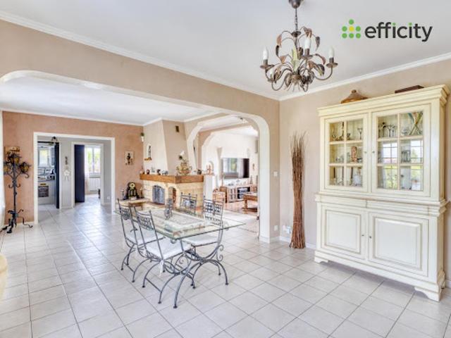 Vente Maison 9 pièces 205 m2 Chavanoz