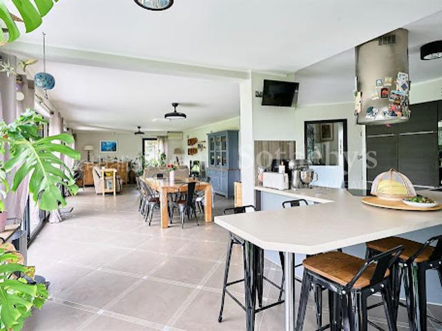 Vente Maison 9 pièces 205 m2 Halluin