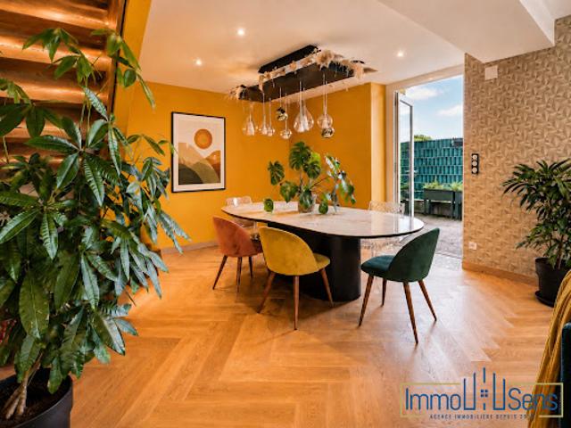Vente Maison 9 pièces 228.96 m2 Houdemont