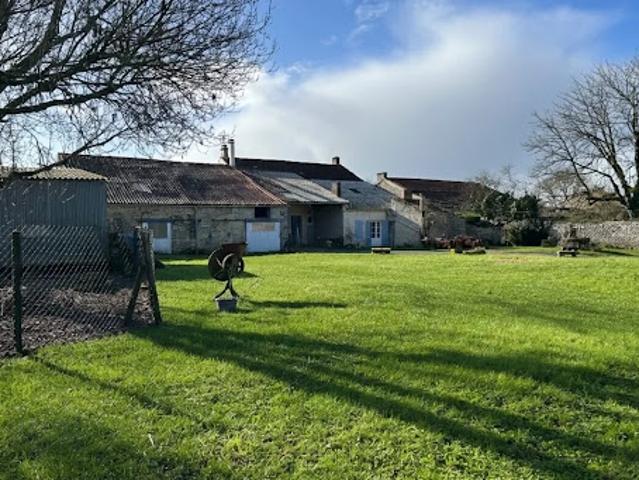 Vente Maison 9 pièces 205 m2 Saint crepin