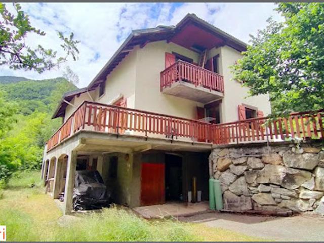 Vente Maison 9 pièces 205 m2 Saint Jean de Maurienne