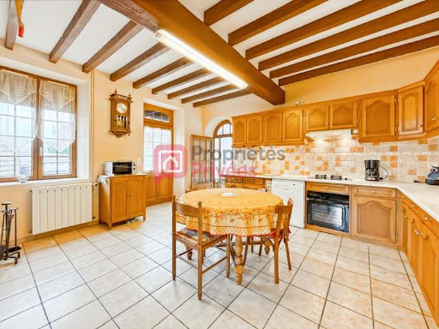 Vente Maison 9 pièces 206 m2 Neuvy Sautour