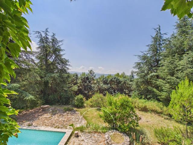 Vente Maison 9 pièces 208 m2 Apt