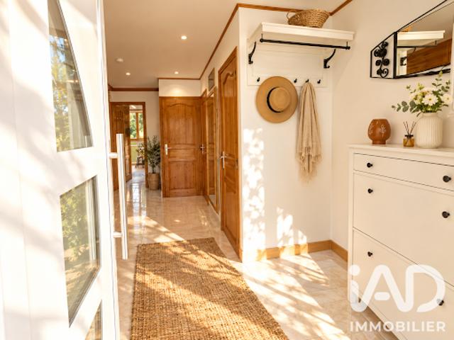 Vente Maison 9 pièces 208 m2 Chelles