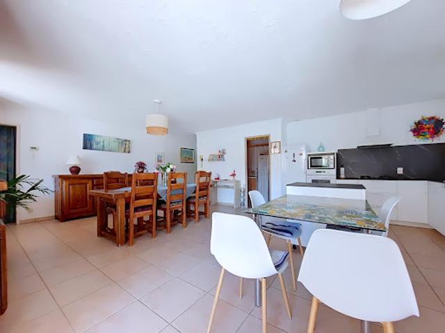 Vente Maison 9 pièces 200 m2 Ortaffa