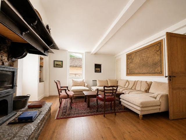 Vente Maison 9 pièces 200 m2 Bedous