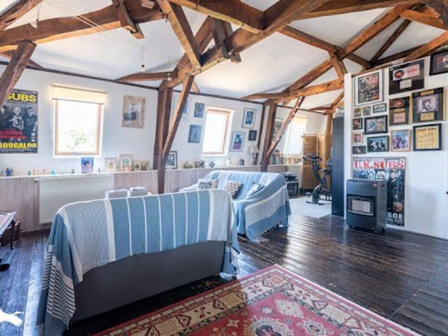 Vente Maison 9 pièces 200 m2 Chalais