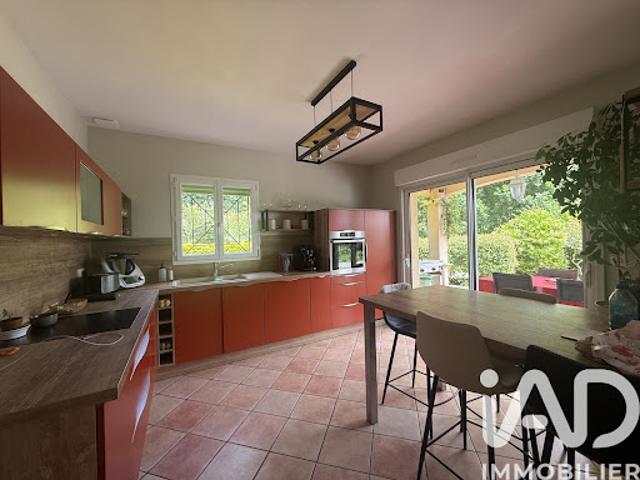 Vente Maison 9 pièces 200 m2 Saint Sauveur