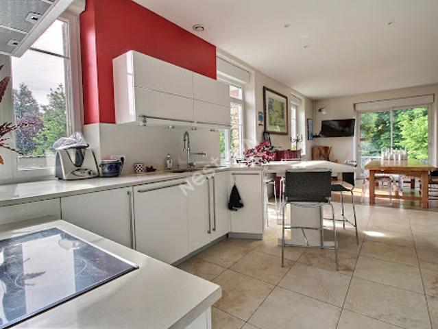 Vente Maison 9 pièces 201 m2 Neufchâtel sur Aisne