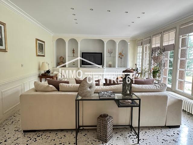 Vente Maison 9 pièces 201 m2 Bagnoles de l'Orne Normandie
